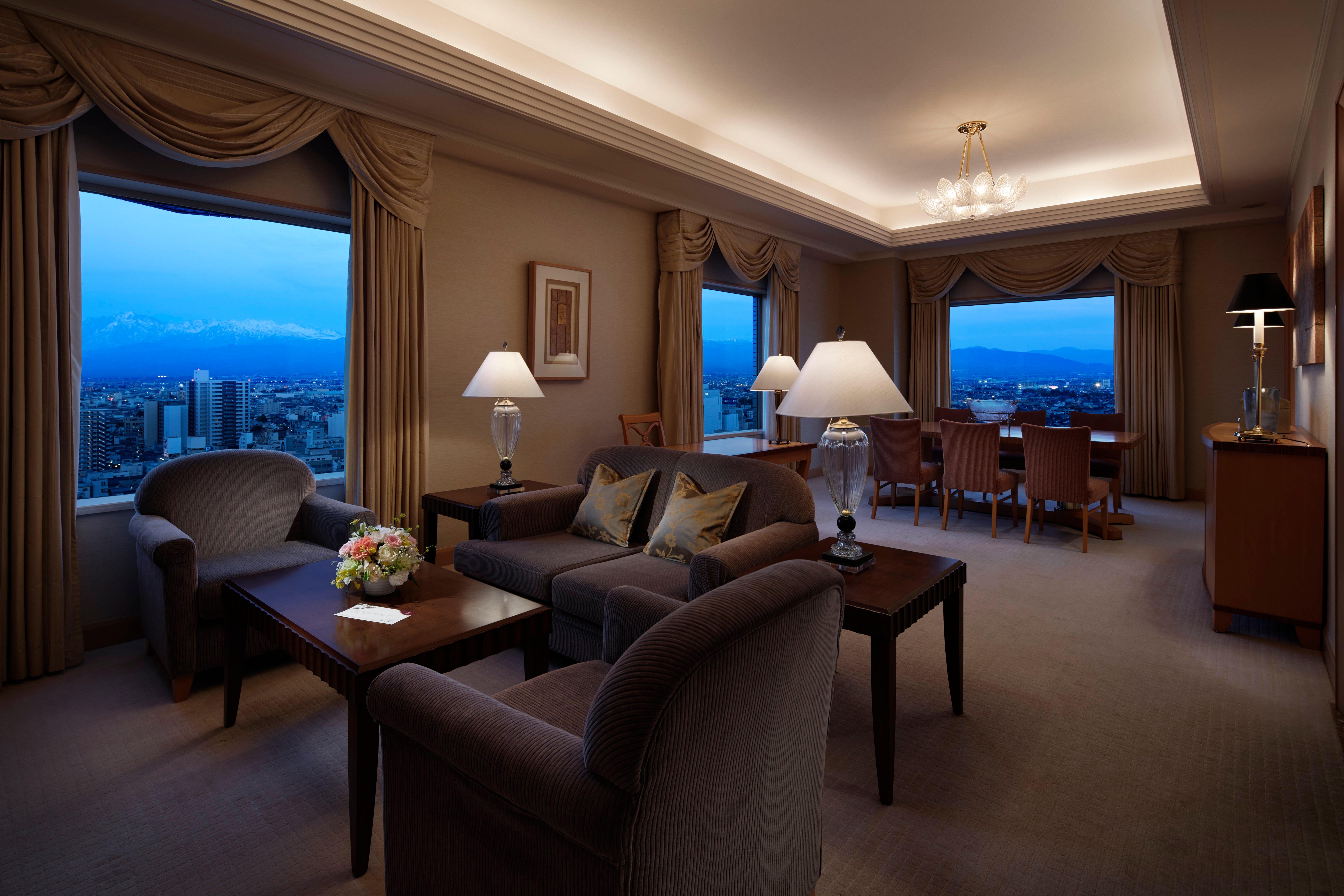 Ana Crowne Plaza Toyama By Ihg Hotel Exterior foto