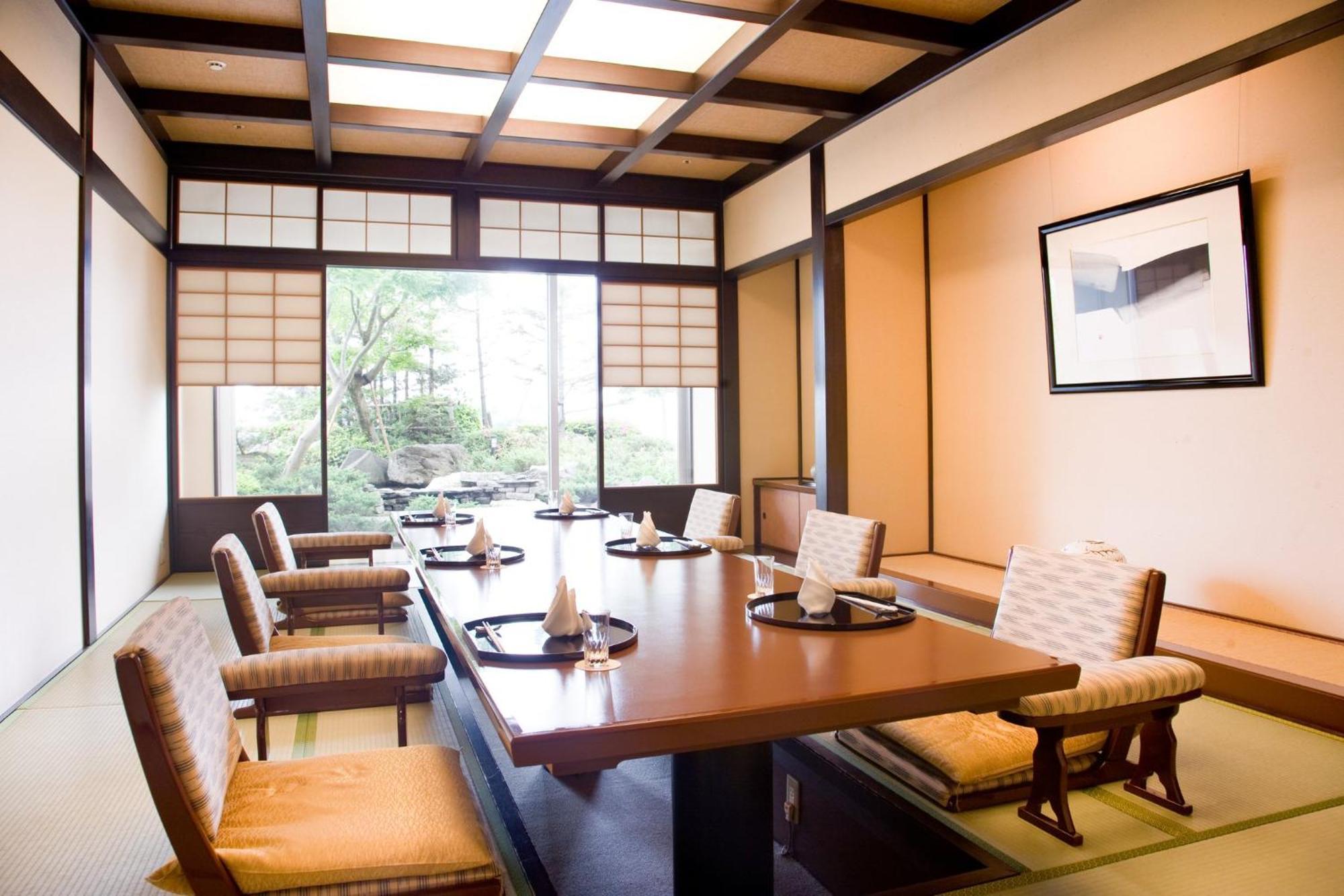Ana Crowne Plaza Toyama By Ihg Hotel Exterior foto