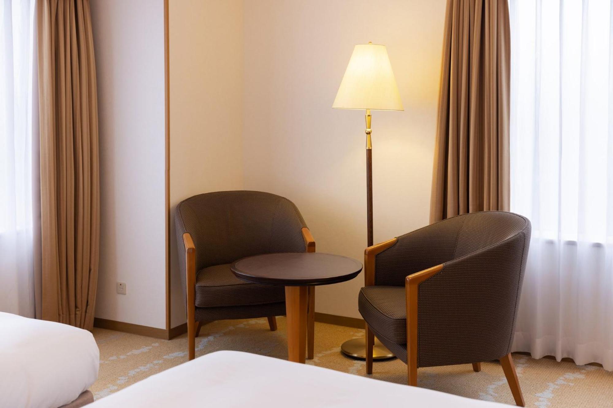 Ana Crowne Plaza Toyama By Ihg Hotel Exterior foto