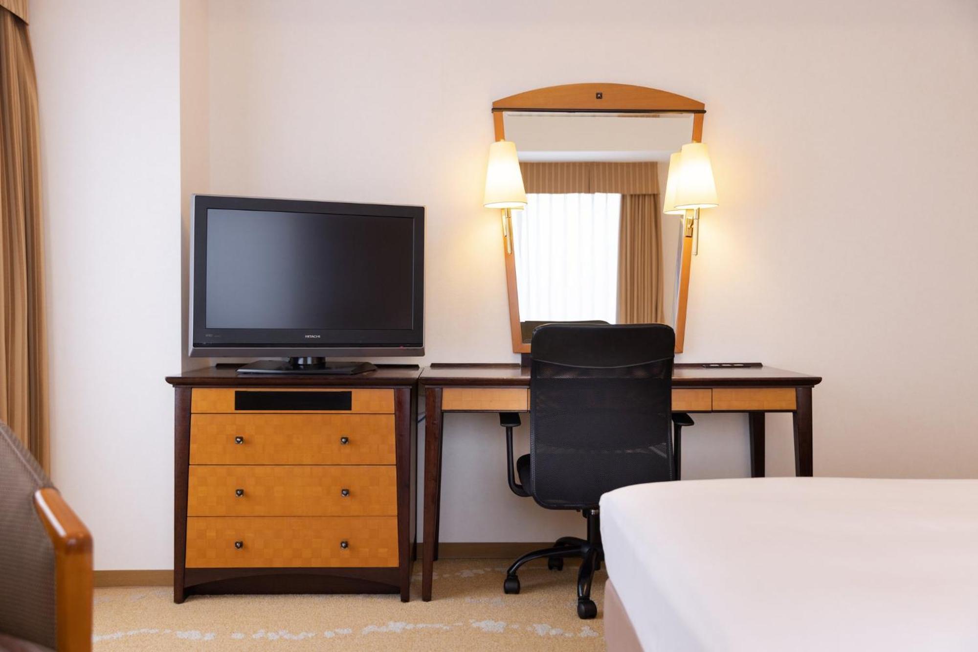 Ana Crowne Plaza Toyama By Ihg Hotel Exterior foto