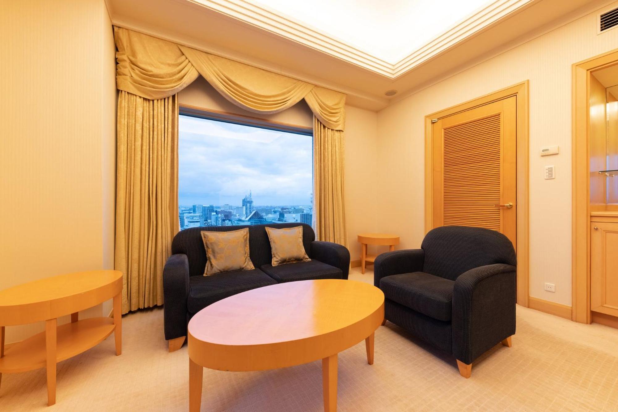Ana Crowne Plaza Toyama By Ihg Hotel Exterior foto